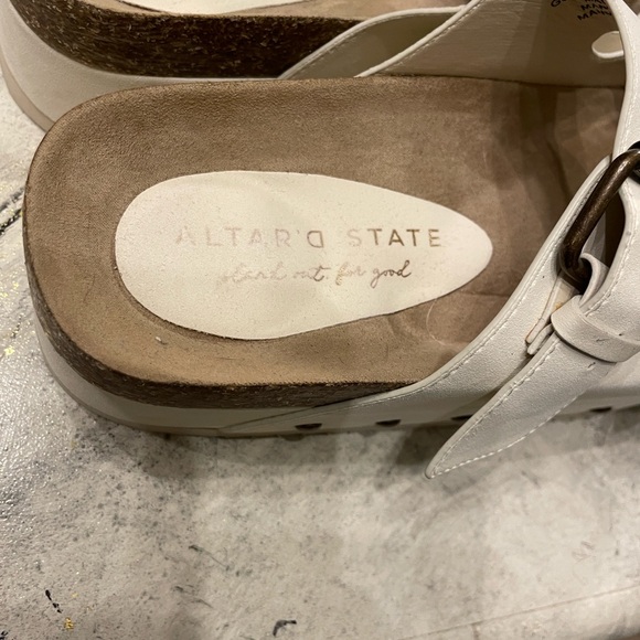 Altar’D State White Platform Sandals with Buckles size 7 - Picture 4 of 7